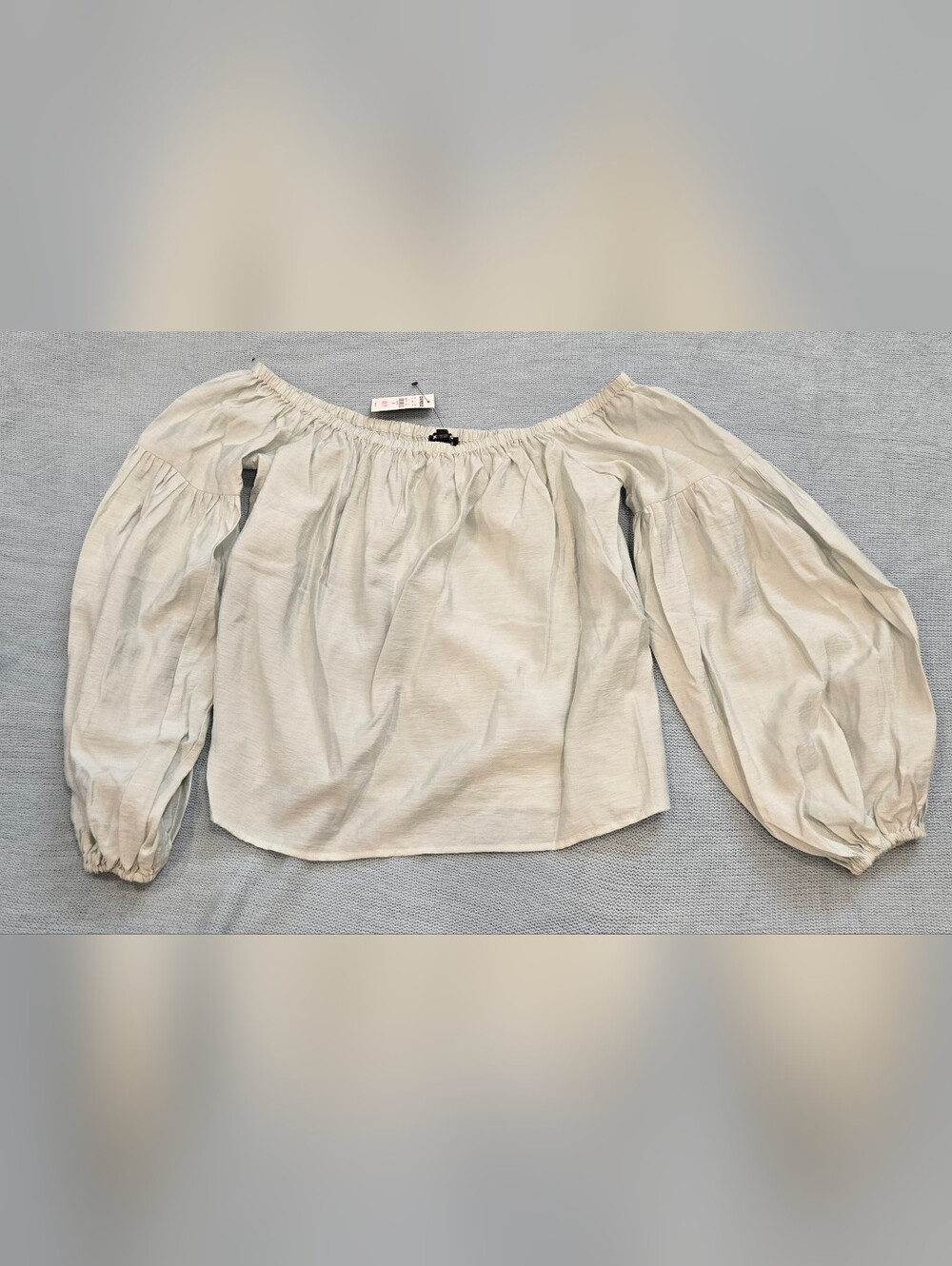 New, Express Brand Off Shoulder Top Puff Sleeve Blouse.